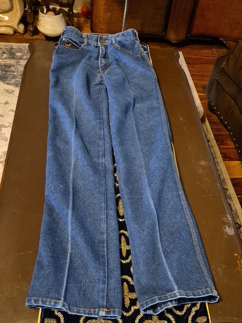 Anthonys 701 Collection Wild Mustang Stitched On Pocket. Vintage Sz.8.(#3020D)